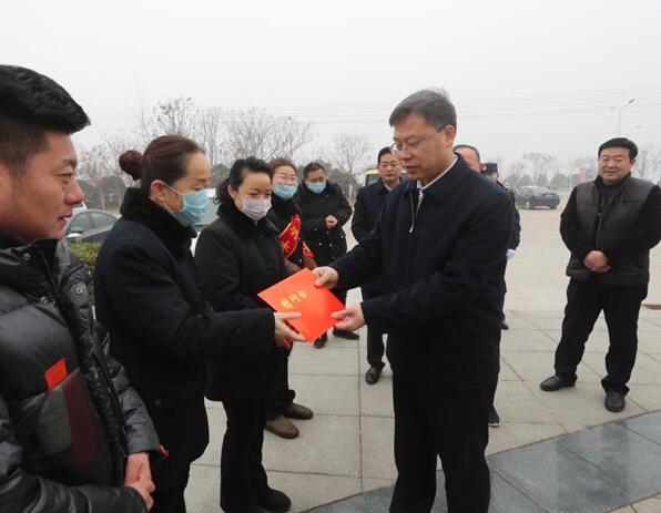 李爱华,杨云峰等泗洪县领导慰问春节期间坚守岗位的一线工作人员